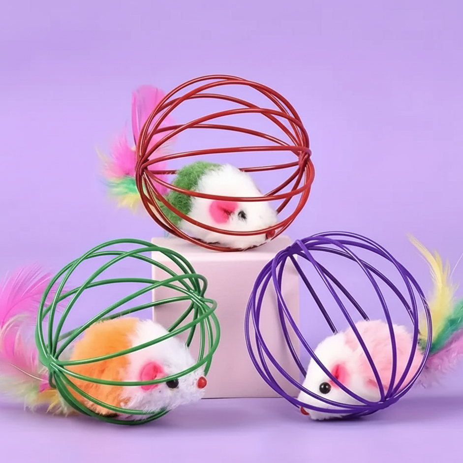 Jouet interactif pour chat avec souris en cage, plume artificielle et mini balle, idéal pour stimuler l’instinct de chasse et l’amusement quotidien.